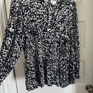 Time and Tru Navy and White Leaf Print Blouse